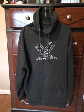 Mens Vortex Hoodie. sz 3xl, fit like xl. Black. Like New.